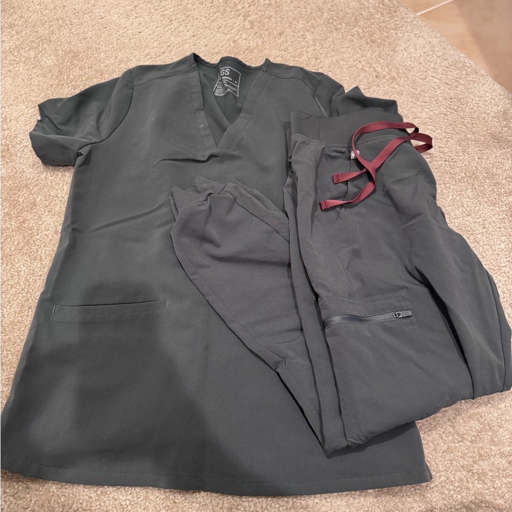 FIGS Olive Green Scrub Set with Burgundy Accents
